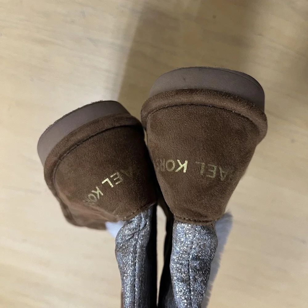 Michael Kors Boots Girls Size 4‎ Brown Silver Glitter Faux Fur Shearling Winter